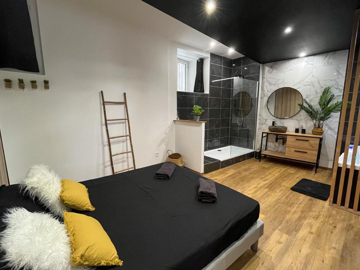 Suite Cocooning & Spa Μπεζιέ Εξωτερικό φωτογραφία