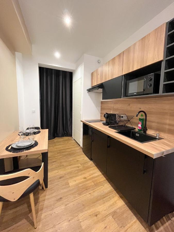 Suite Cocooning & Spa Μπεζιέ Εξωτερικό φωτογραφία