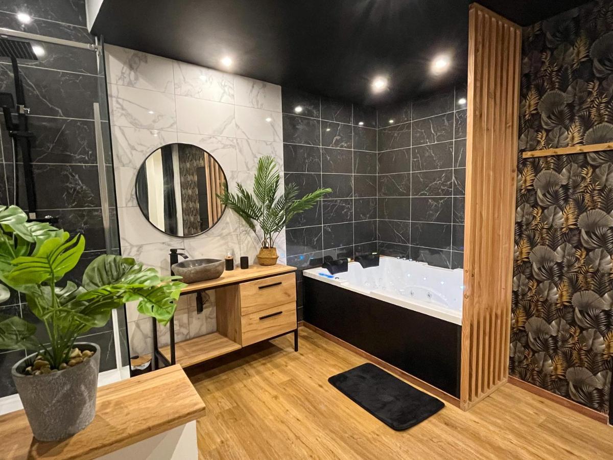 Suite Cocooning & Spa Μπεζιέ Εξωτερικό φωτογραφία